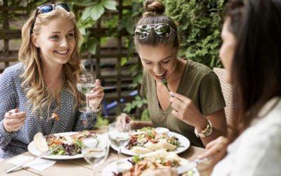 How to use SiriusXM Music for Business to Create the Perfect Ambiance in your Restaurant